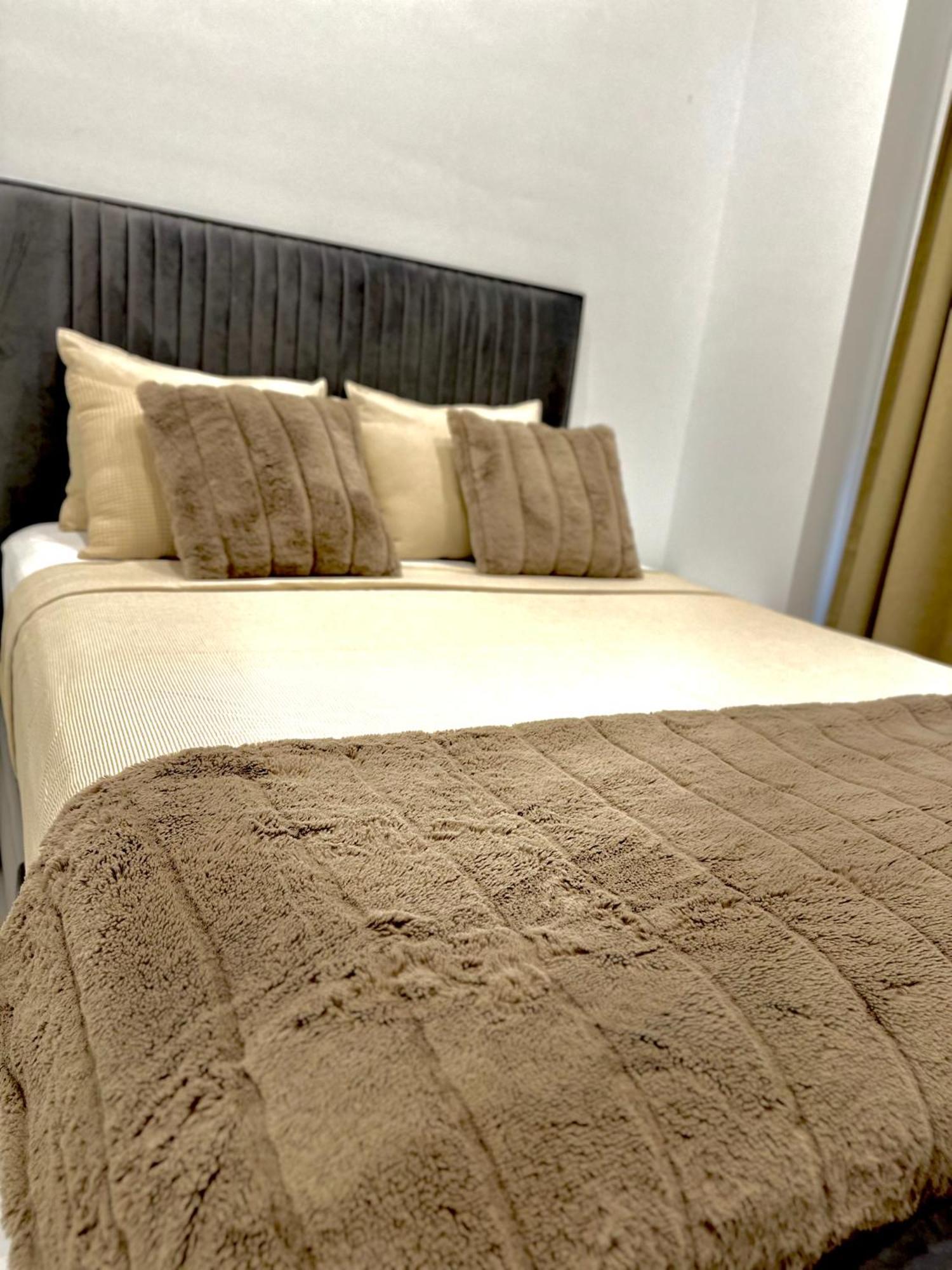 Mark Suite B8 Fuengirola Esterno foto